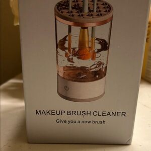Makeup Brush Cleaner